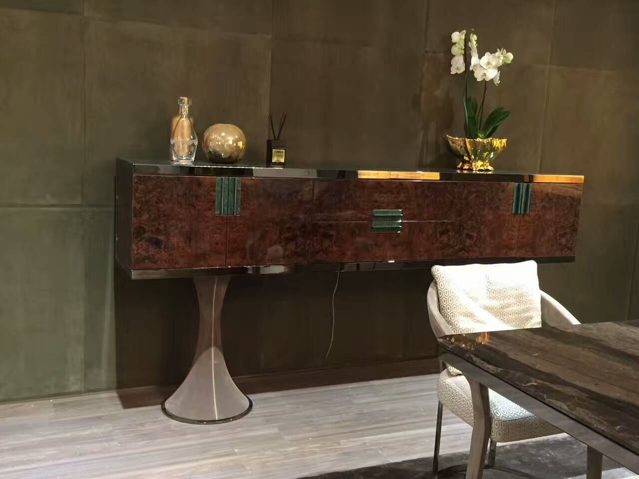 1491446721579281.jpg LONGHI8.jpg