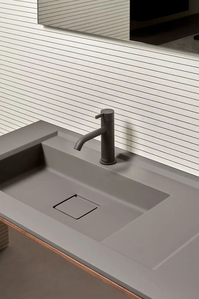 1711089992779689.jpg 2.jpg