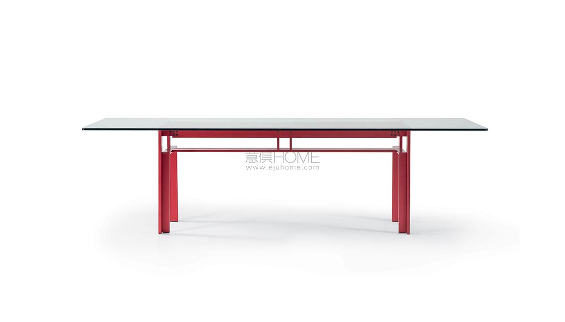 DOGE長(zhǎng)餐桌