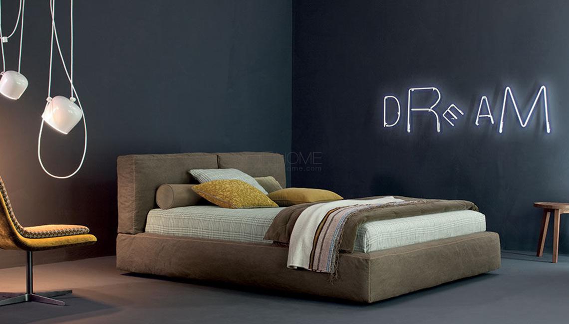 ACADEMY PIUMA CUCITURA PUNTO CAVALLO床