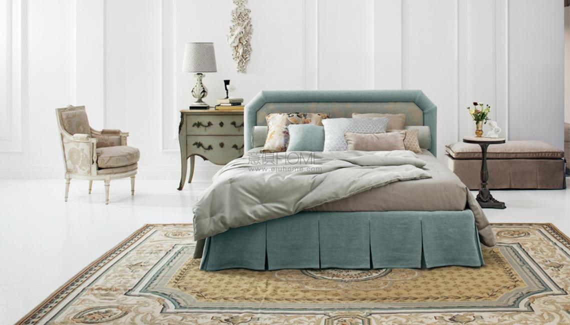 CAMILLE CON GONNA床