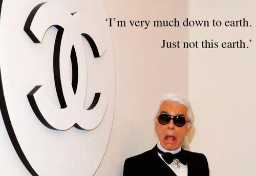 一個(gè)時(shí)代的落幕，致敬時(shí)尚界的凱撒大帝——卡爾