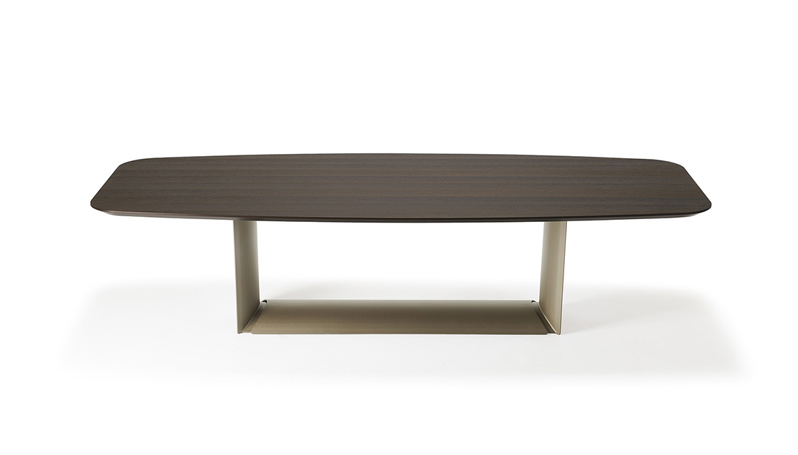 Dragon Wood長(zhǎng)餐桌