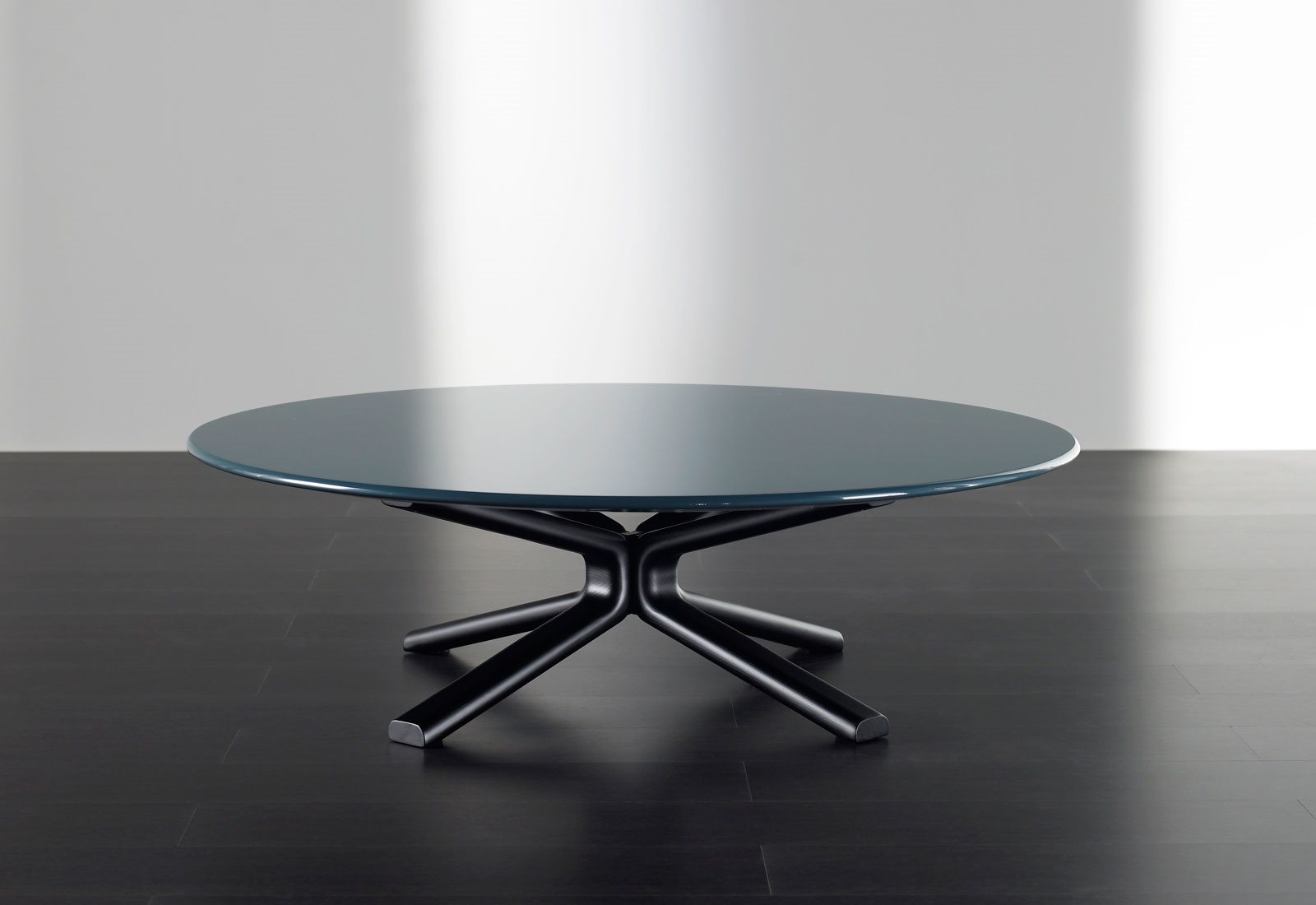 MERIDIANIMILLER茶幾