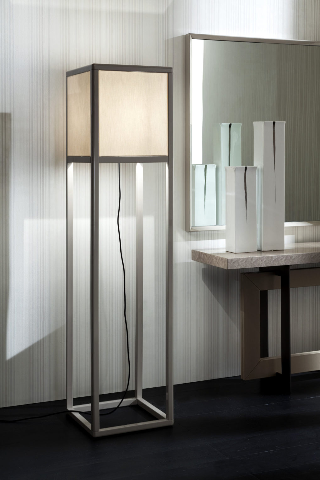 Floor Lamps-Provoke 落地燈