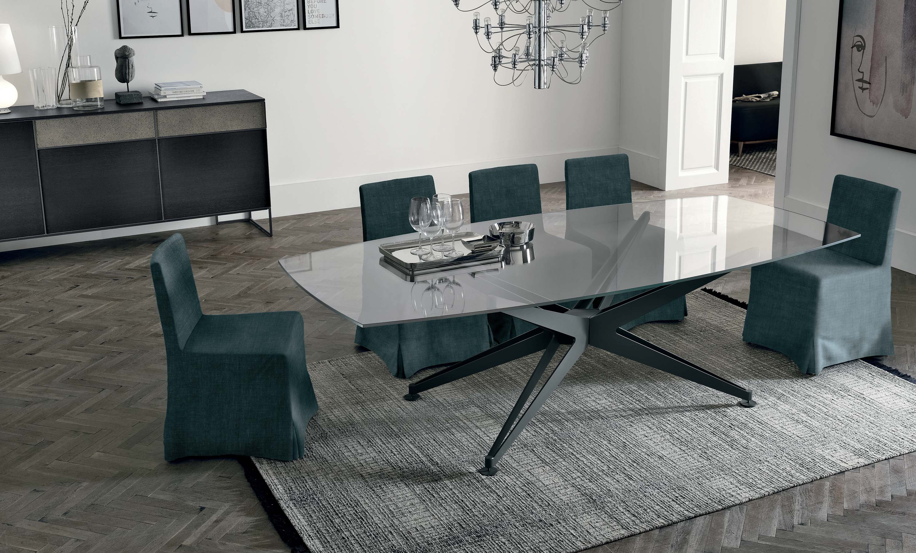 Gruppo TomasellaHALLEY TABLE長(zhǎng)餐桌