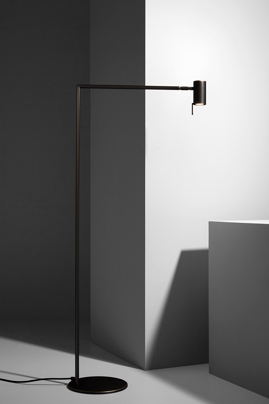 VENICEMRECTUS落地?zé)?>
						<div   id=