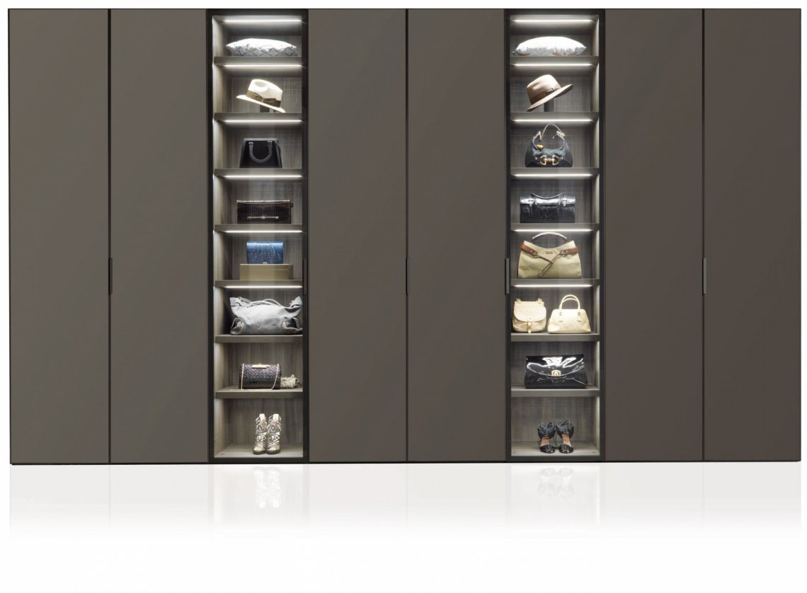 MISURAEMMENARCISSE衣柜