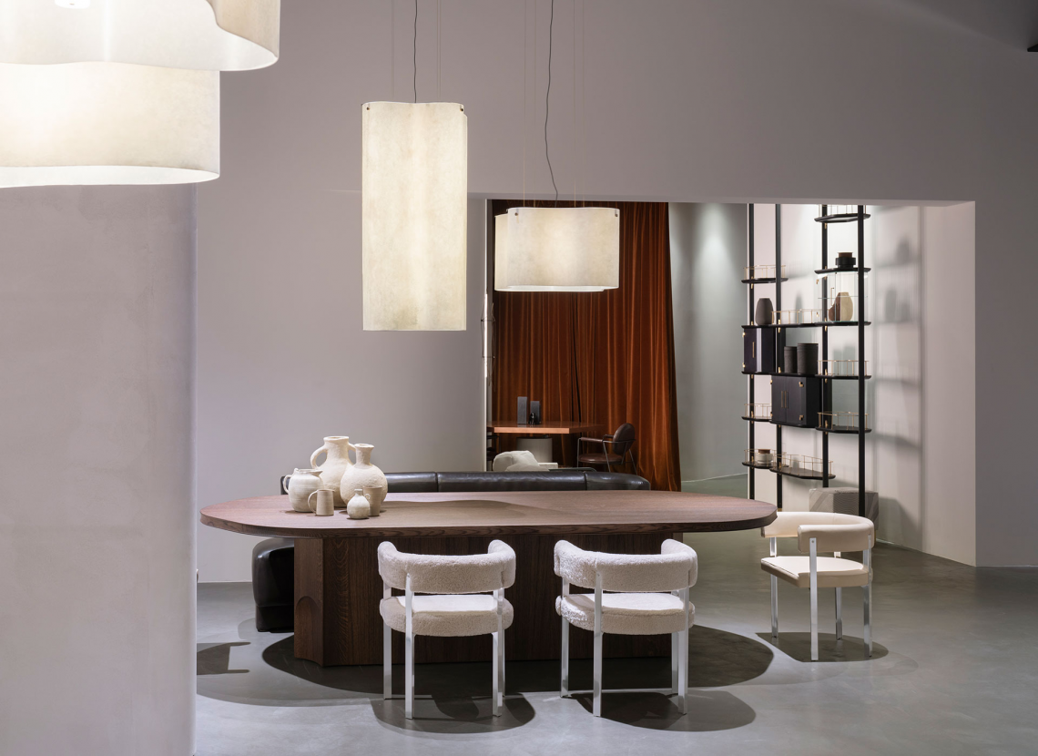 GRACE長(zhǎng)餐桌