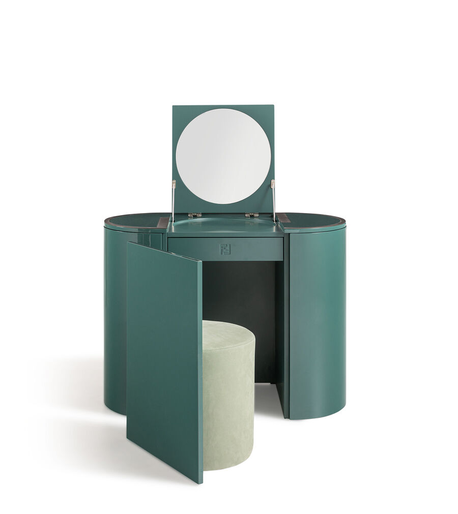 FENDIO'lock vanity梳妝臺(tái)