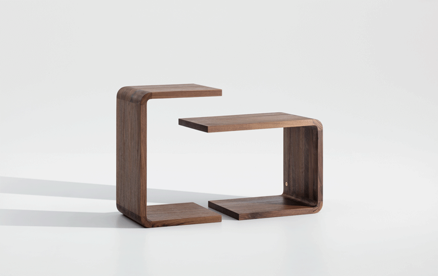 WAITER, WAITRESS床頭柜