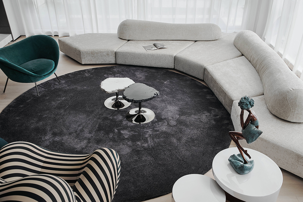 現(xiàn)代簡(jiǎn)約輕奢