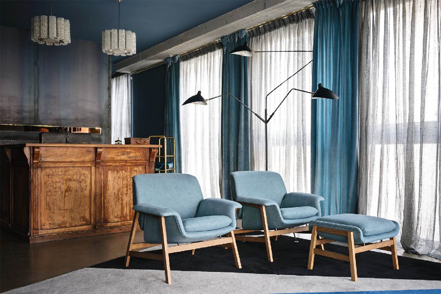 Tacchini現(xiàn)代簡(jiǎn)約