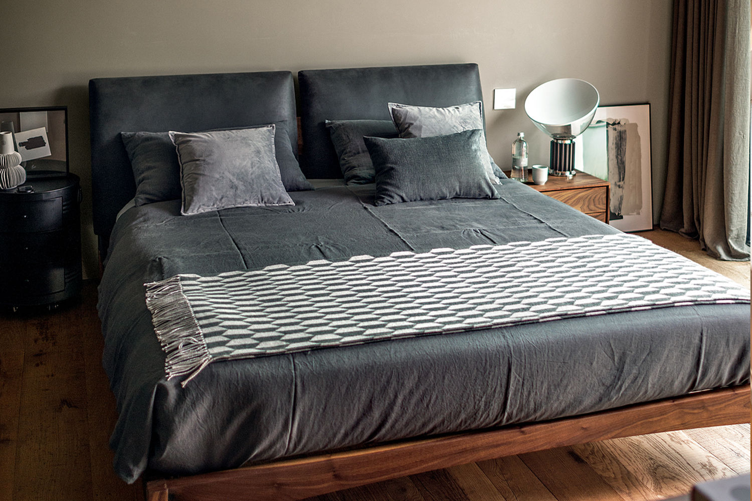 riva1920現(xiàn)代極簡(jiǎn)