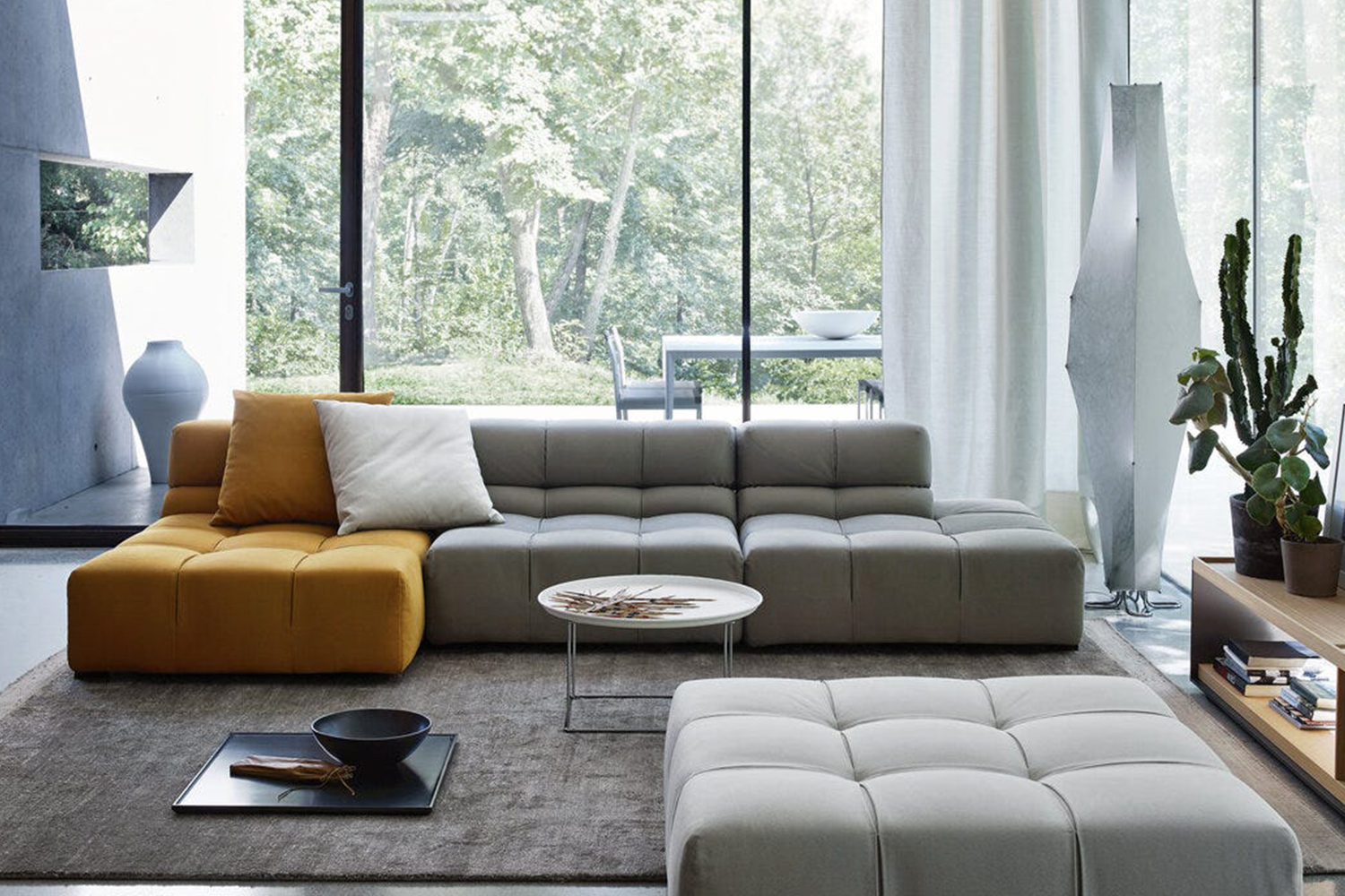 B&B ITALIA現(xiàn)代簡約