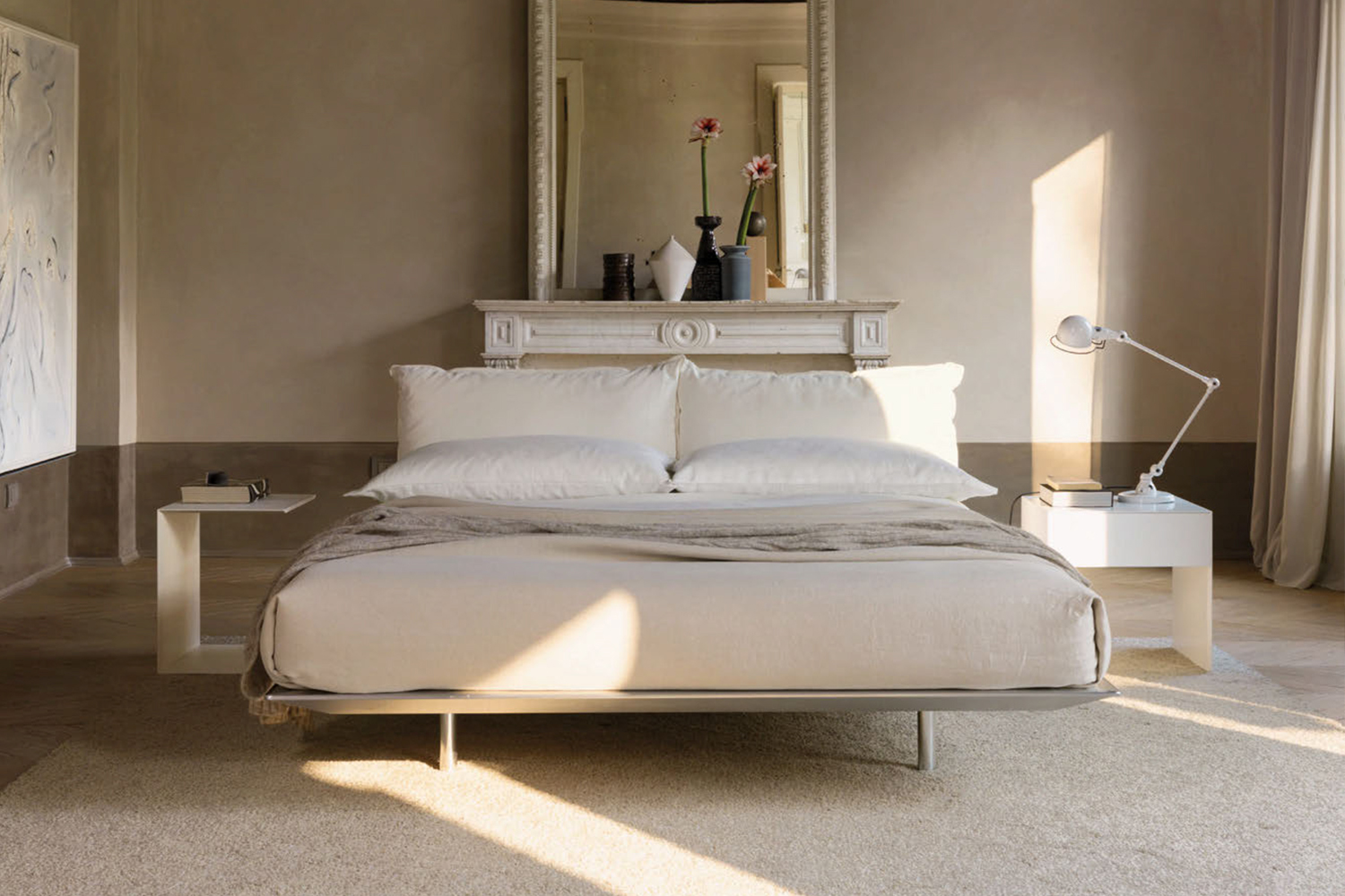 DESIREE簡(jiǎn)約大氣