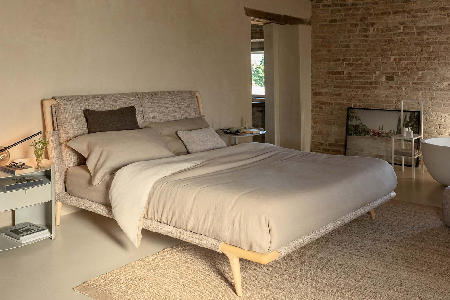 FLOU現(xiàn)代簡約