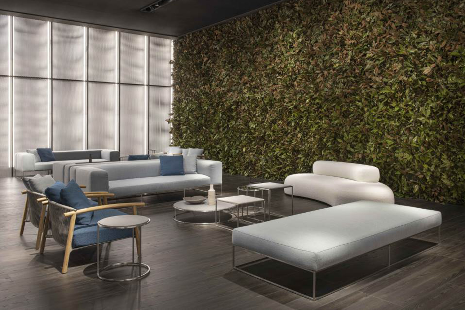 LIVING DIVANI現(xiàn)代簡(jiǎn)約